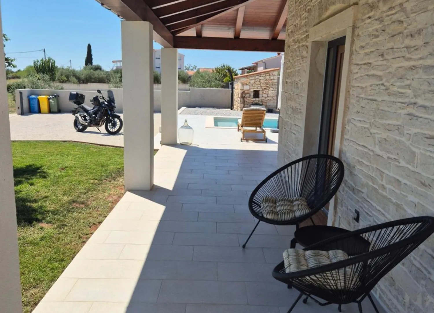 Stone Villa With Private Pool 普拉