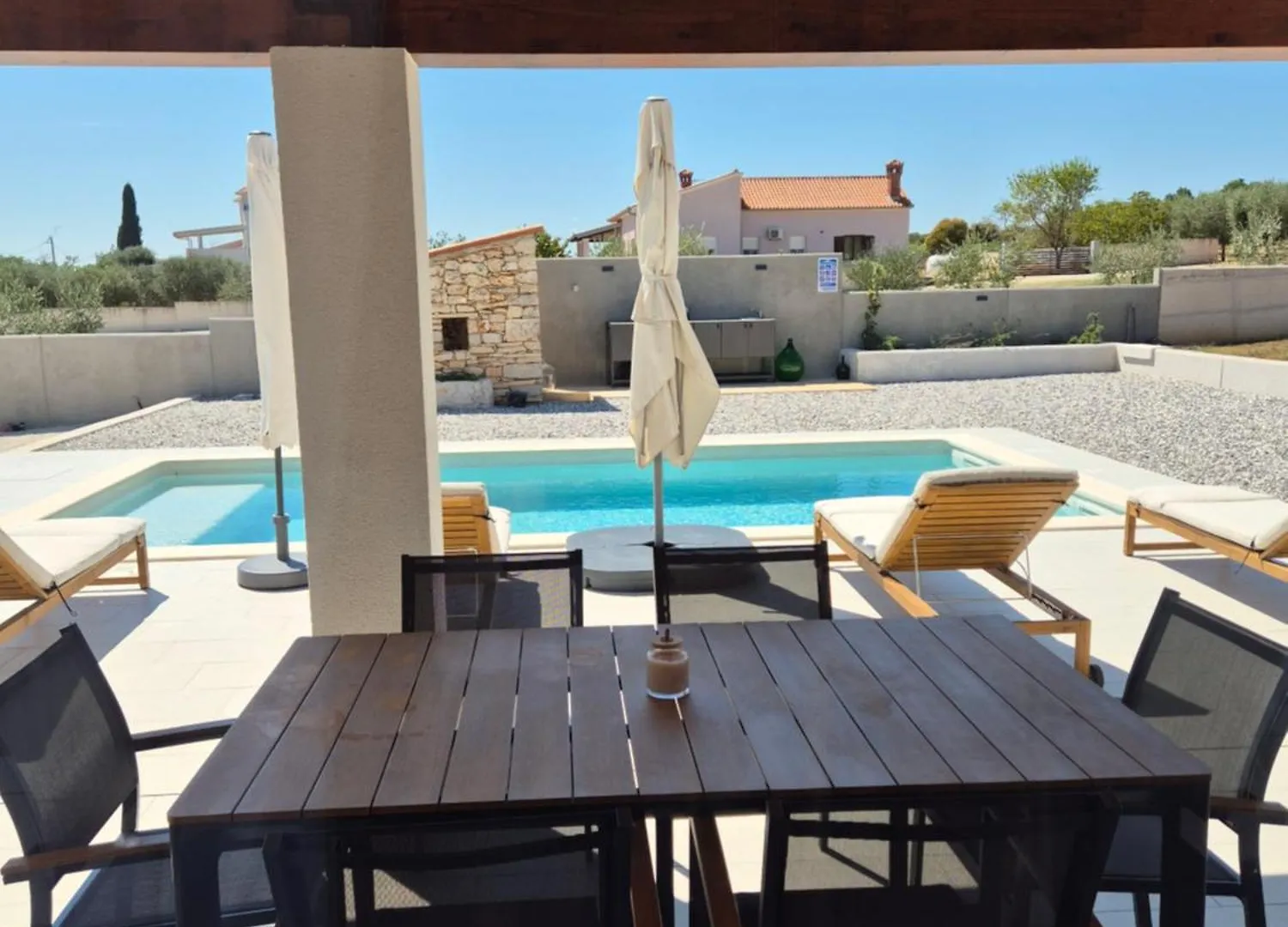 Stone Villa With Private Pool Pula